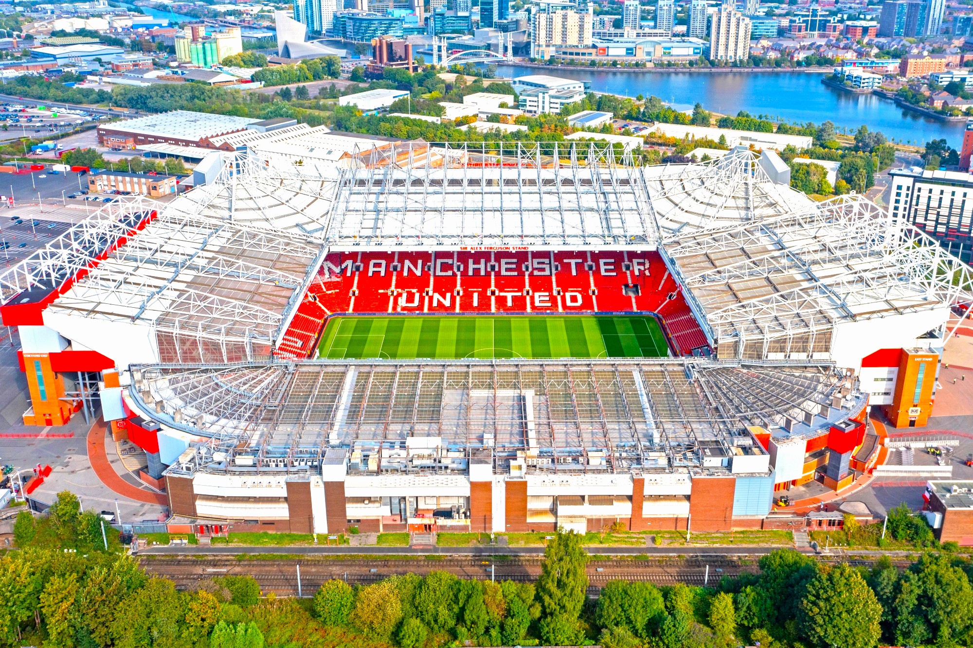 old-trafford-manchester-united.jpg